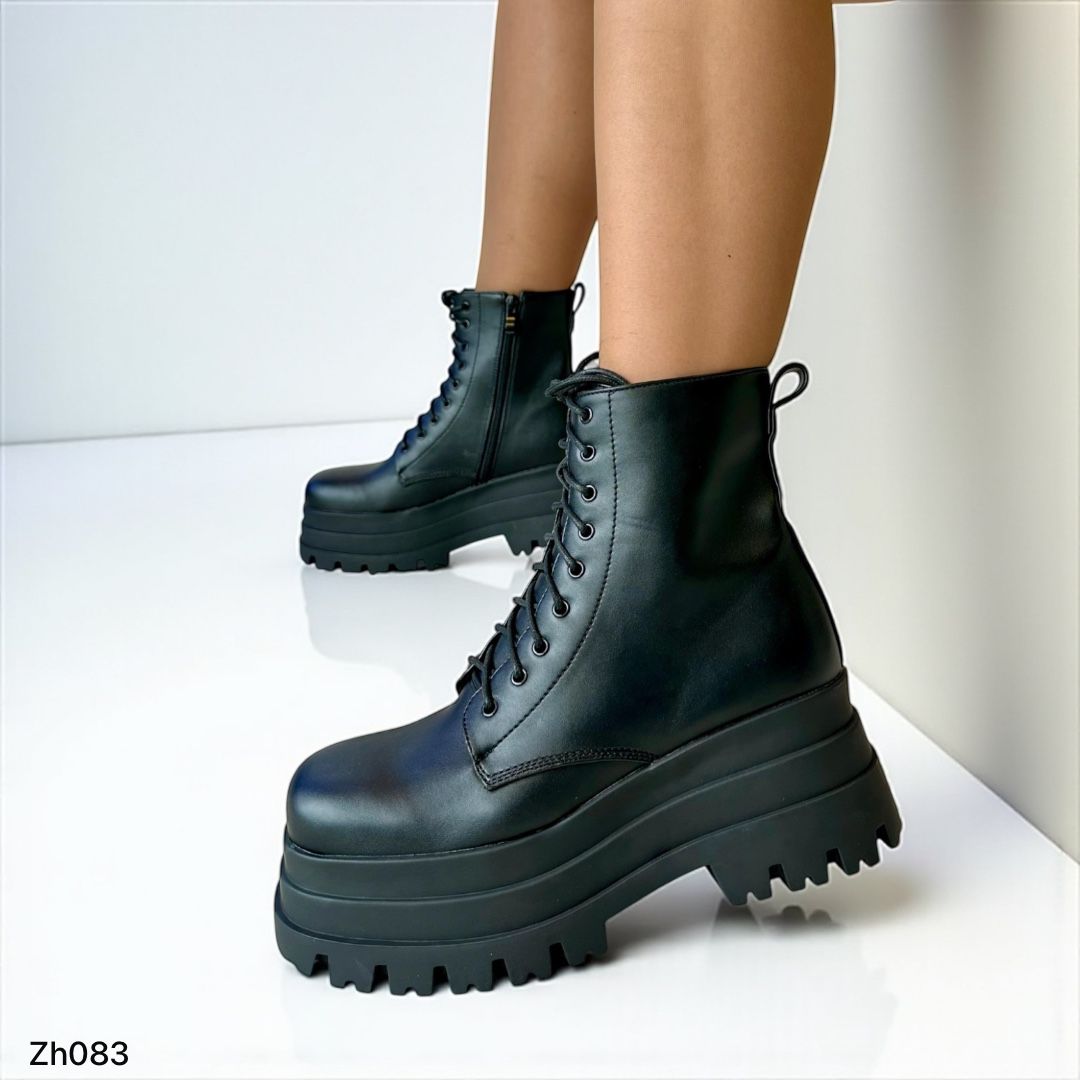 Botin negro plataforma 7cm HX3112-B9536